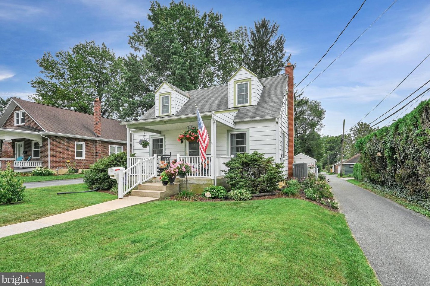 312 Locust St, Lebanon, PA 17042-3248