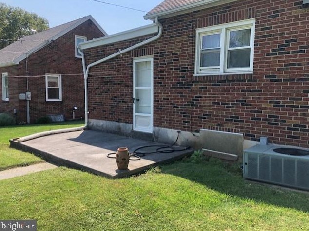 40 Willow Ave, Lebanon, PA 17042-2561