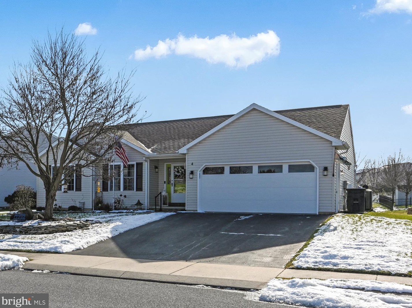 4 Lambs Ln, Bordnersville, PA 17038-9419