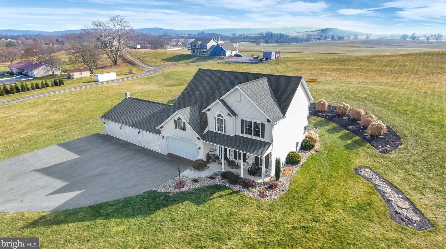 1896 Landisburg Rd, Landisburg, PA 17040-9309