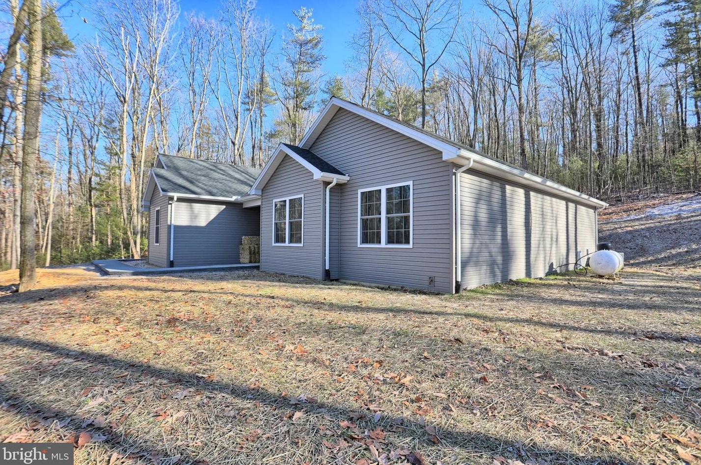 2173 Pleasant Valley Rd, Mansville, PA 17024-9346