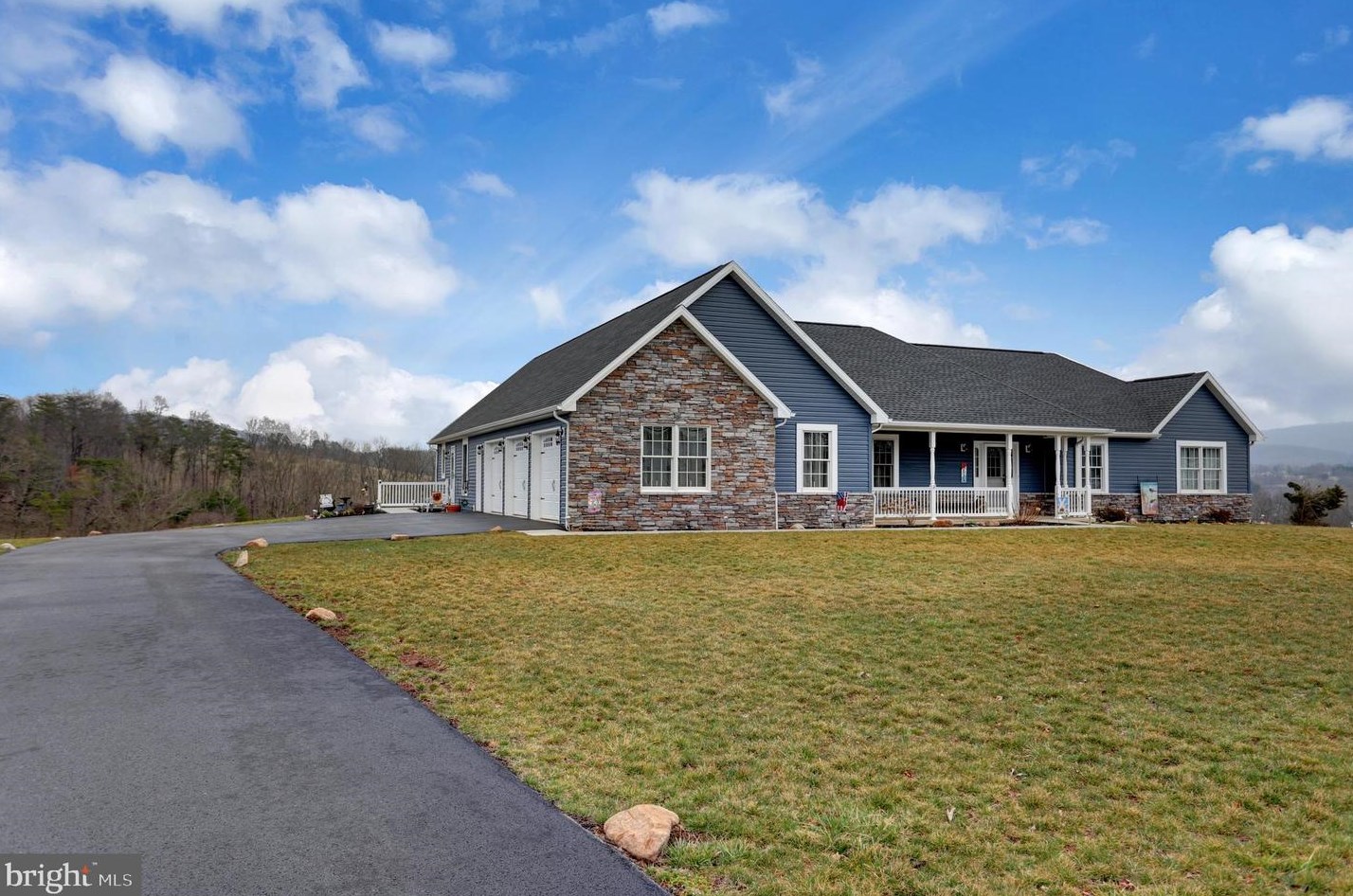 85 Windy Hill Rd, Shermansdale, PA 17090