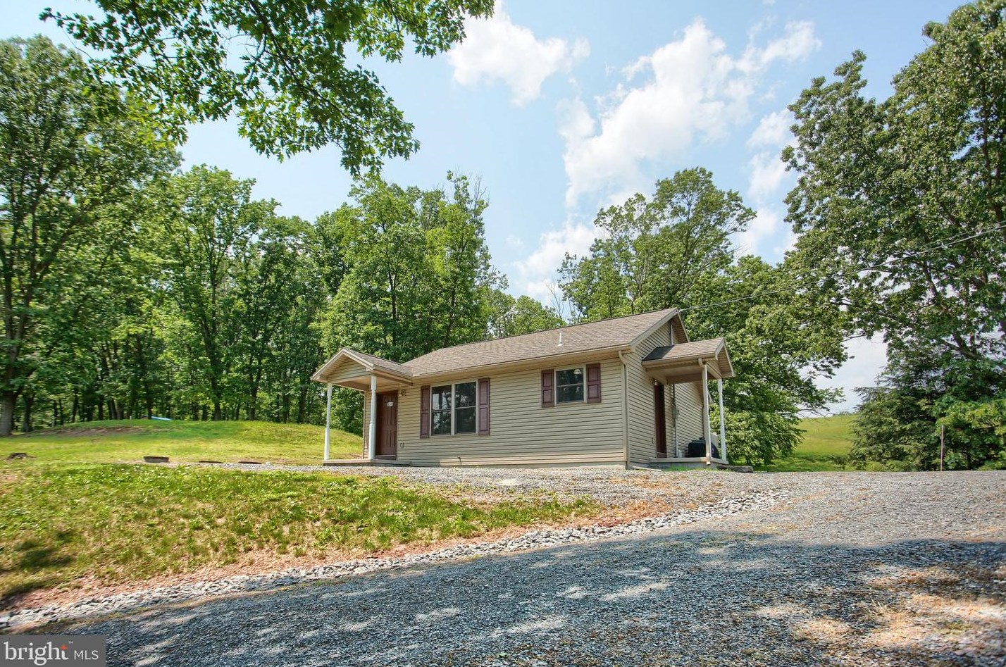 531 Old Ferry Rd, Wila, PA 17074