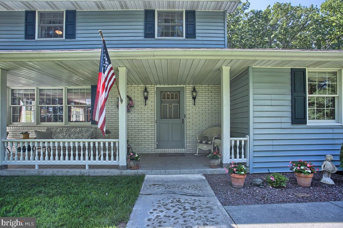2740 Newport Rd, Wila, PA 17074-7665