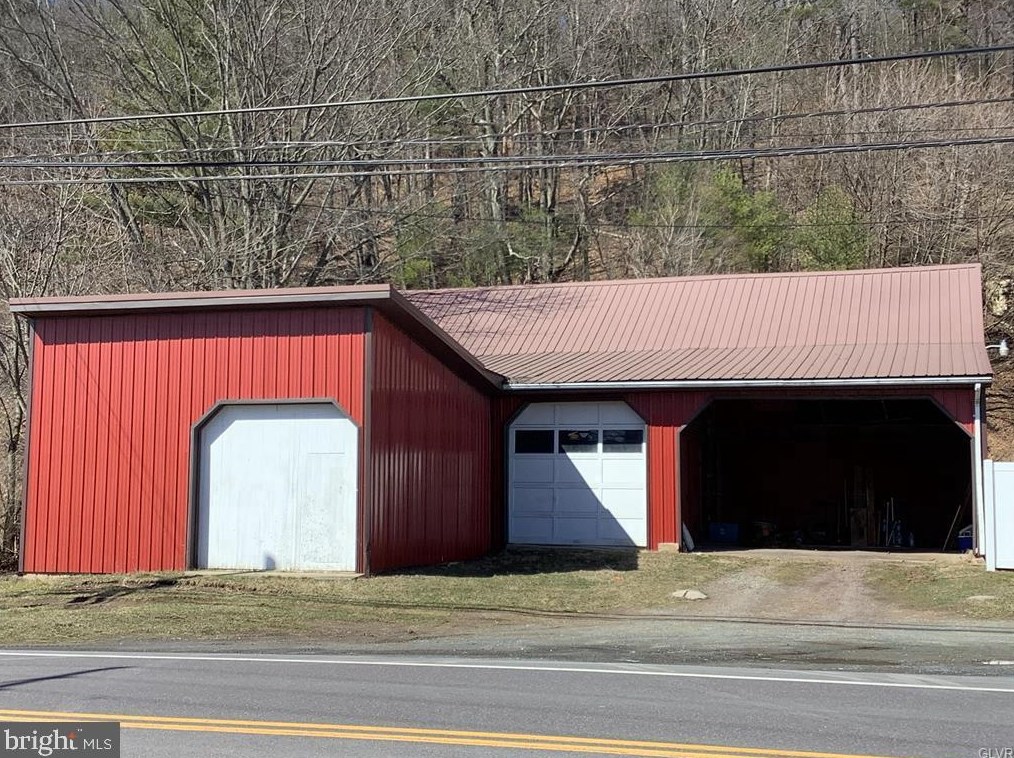2067 W Penn Pike, Kepner, PA 17960