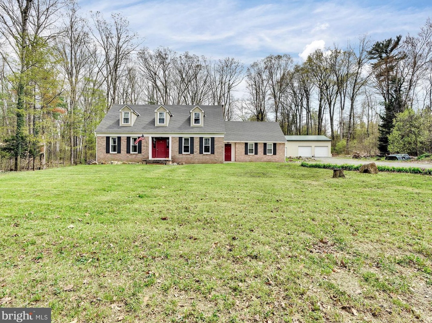 1014 Summer Valley Rd, Kepner, PA 17960-9660