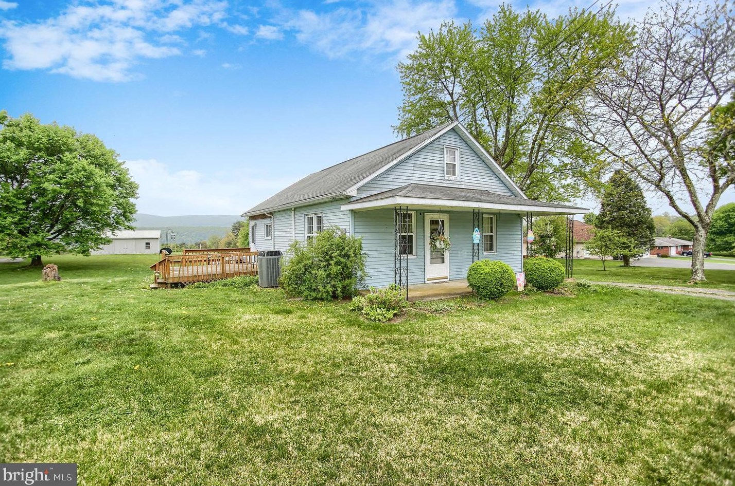 1466 Summer Hill Rd, Brommerstown, PA 17922-9017