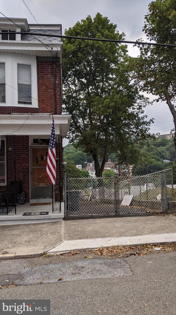 426 Adams St, Primrose, PA 17901