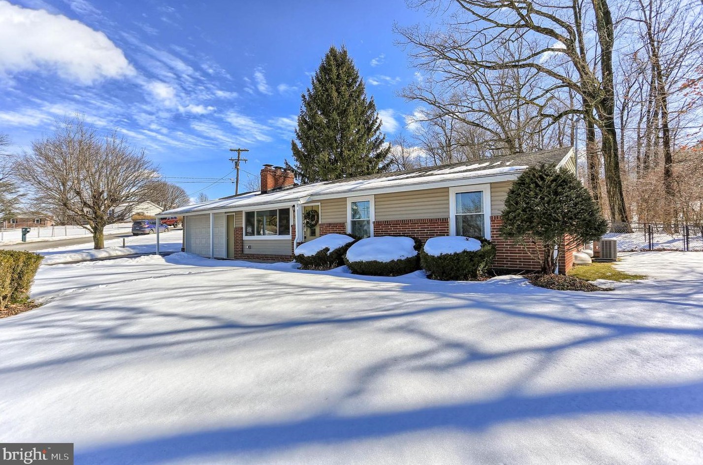 155 Coventry Rd, Yoe, PA 17313-9546