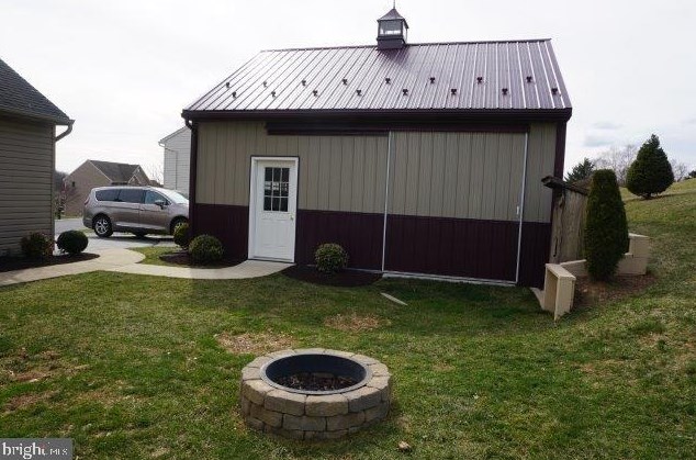 610 Carrie Dr, Yoe PA  17313-9254 exterior