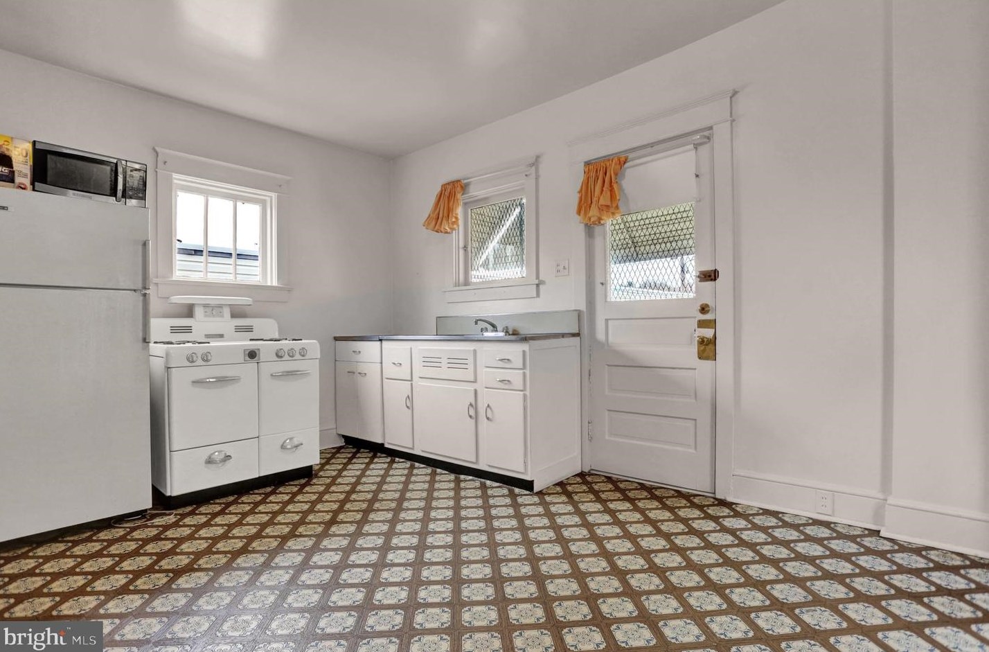 1142 Mt Rose Ave, York, PA 17403