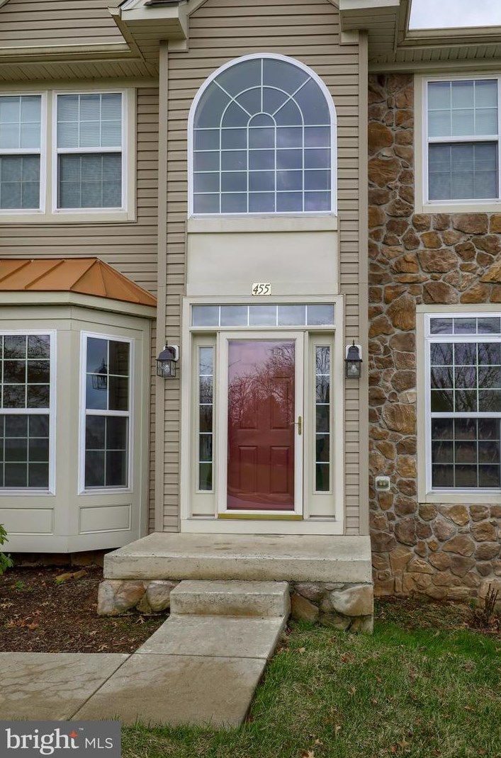 455 Pulaski Pl, Yoe, PA 17313-9612