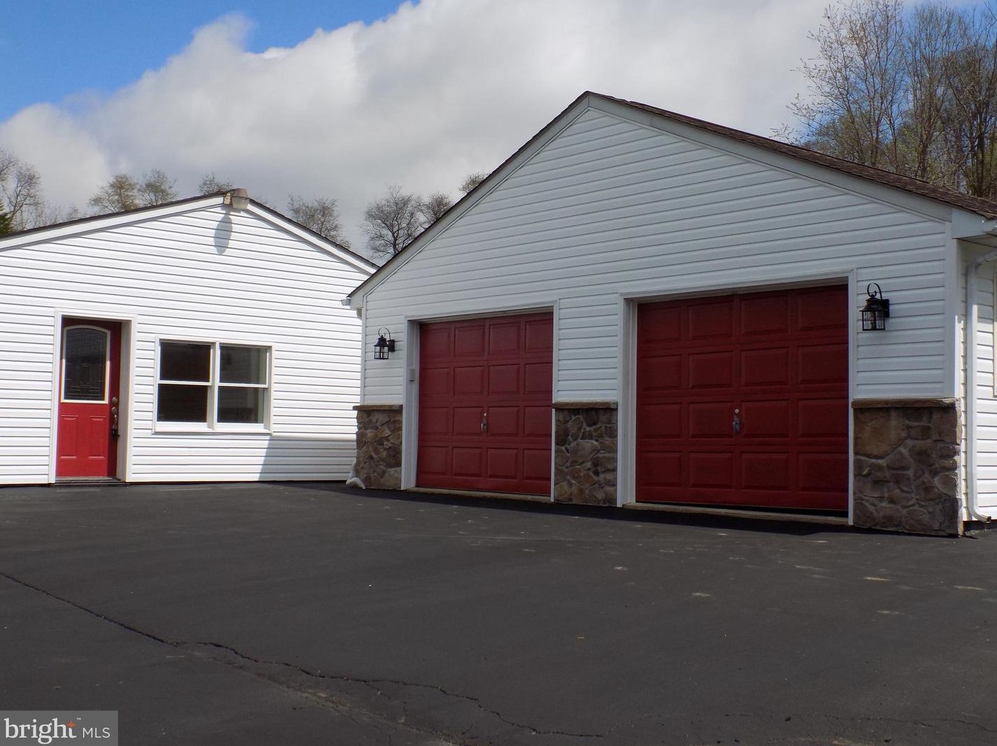 10925 Glen Valley Rd, Hametown, PA 17327-9105