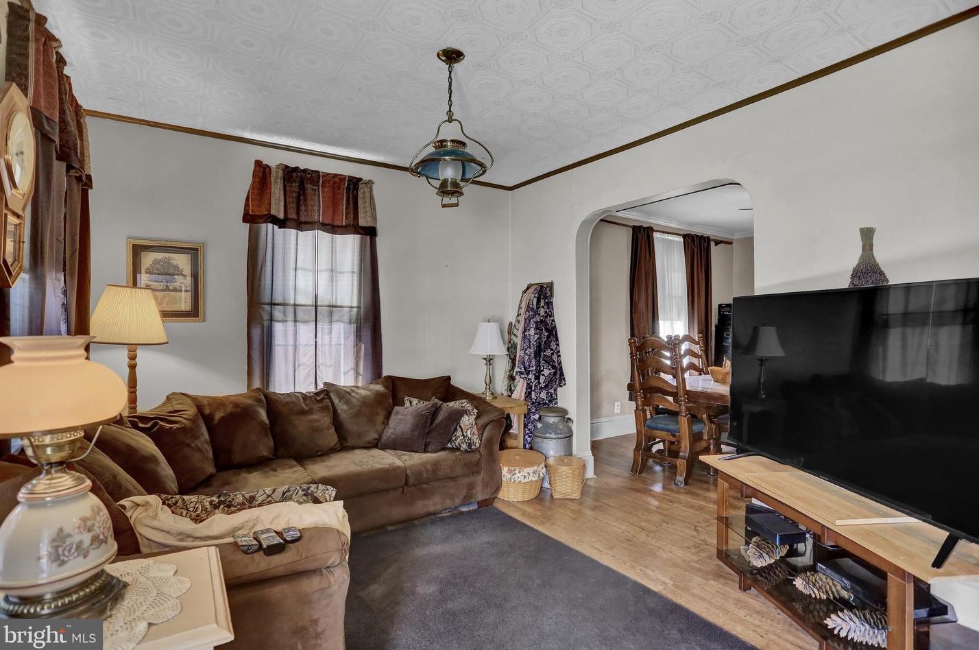 136 N Charles St, Red Lion, PA 17356