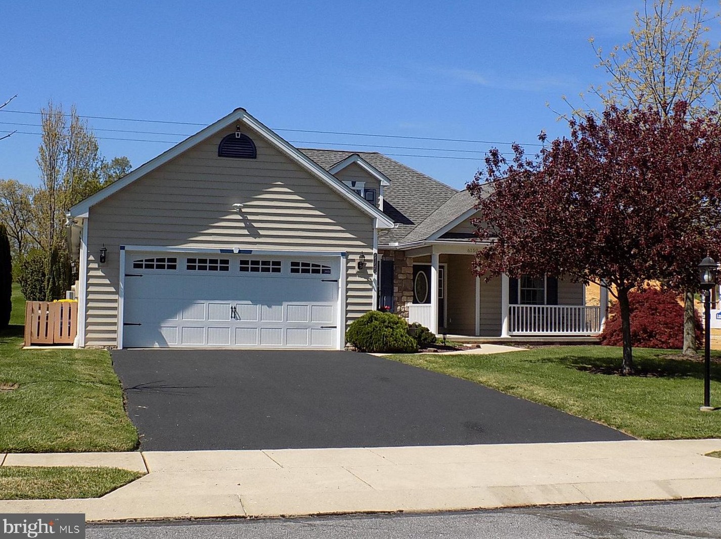 6150 Jennifer Ln, Spring Grove, PA 17362