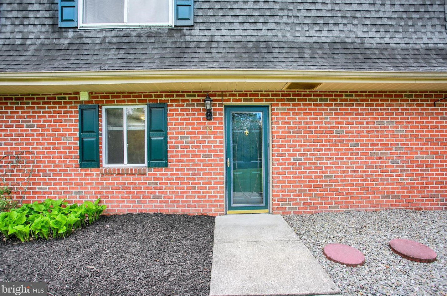 34 Glenview Cir, Siddonsburg, PA 17019