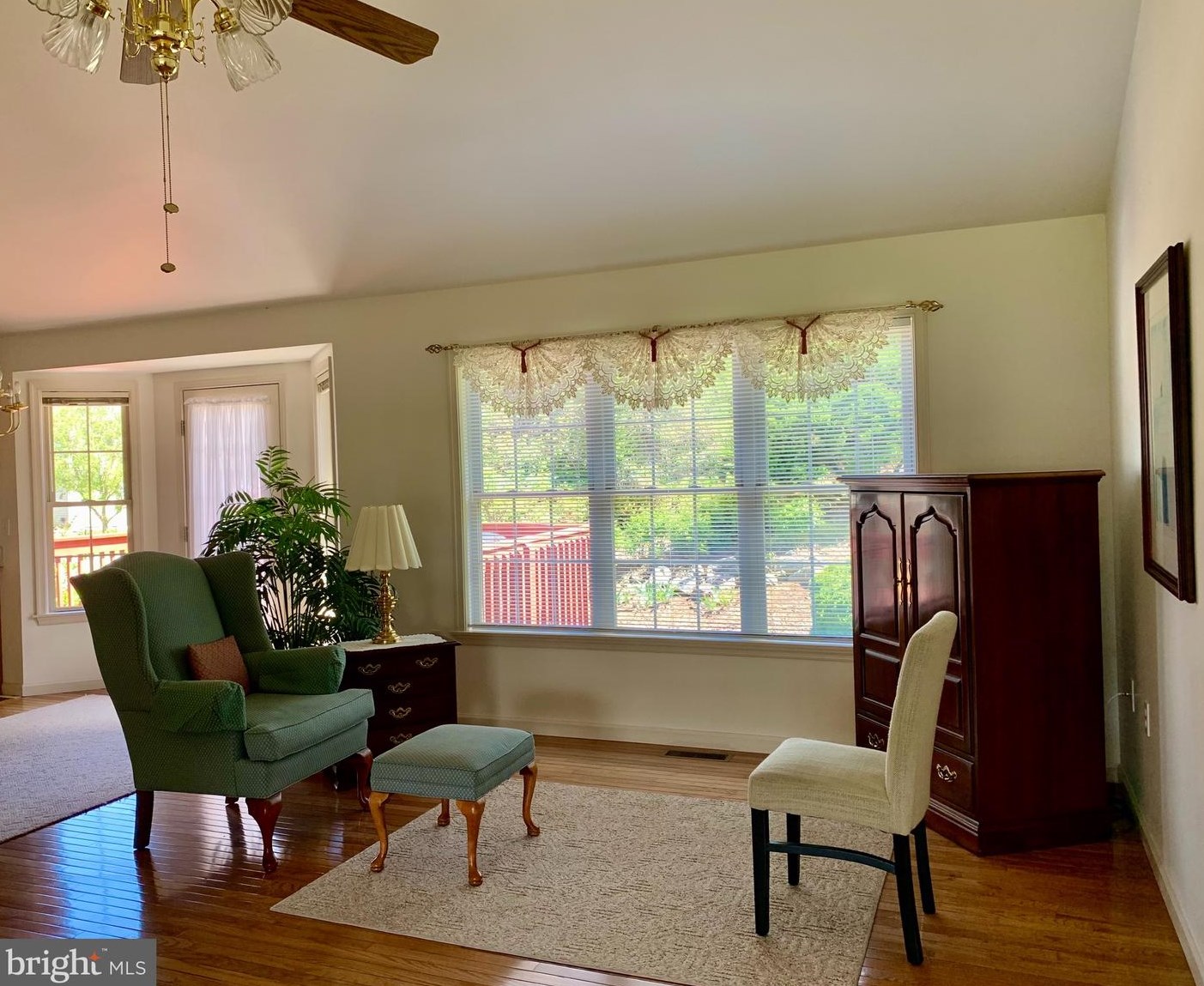 402 Clover St, Etters, PA 17319