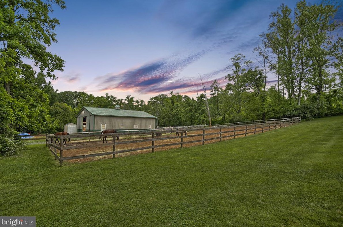 905 Old Mountain Rd, Siddonsburg, PA 17019