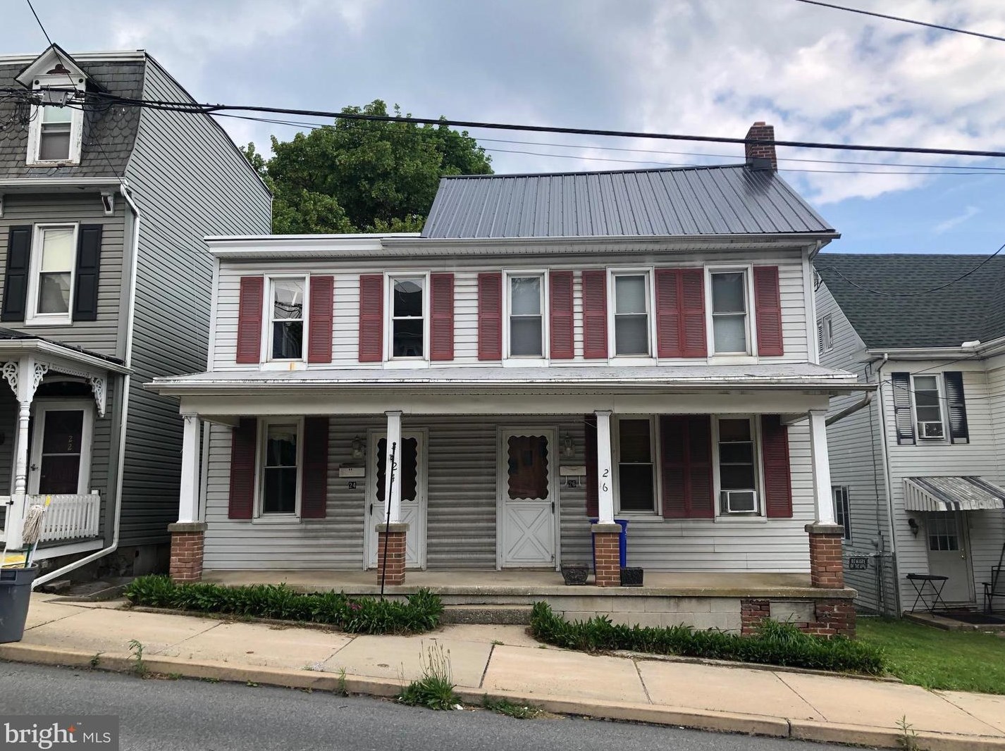 24 Pleasant Ave, Yoe, PA 17313-1820