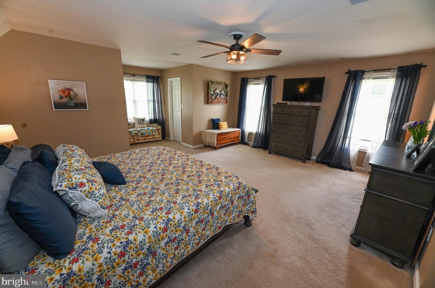 32 Valley Rd, Shrewsbury PA  17361-1116 exterior