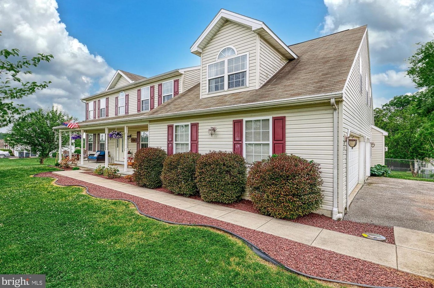 1016 Trinity Rd, Cross Roads, PA 17322