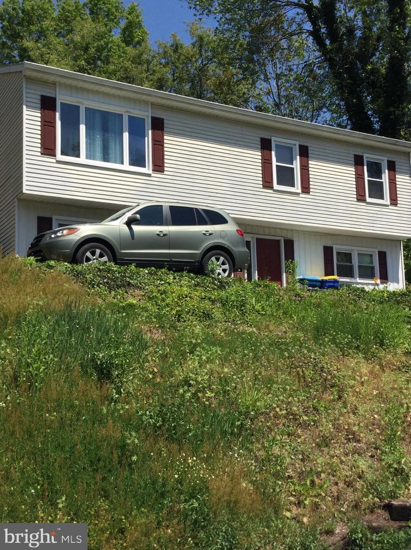 35 Bald Cypress Cir, Etters, PA 17319
