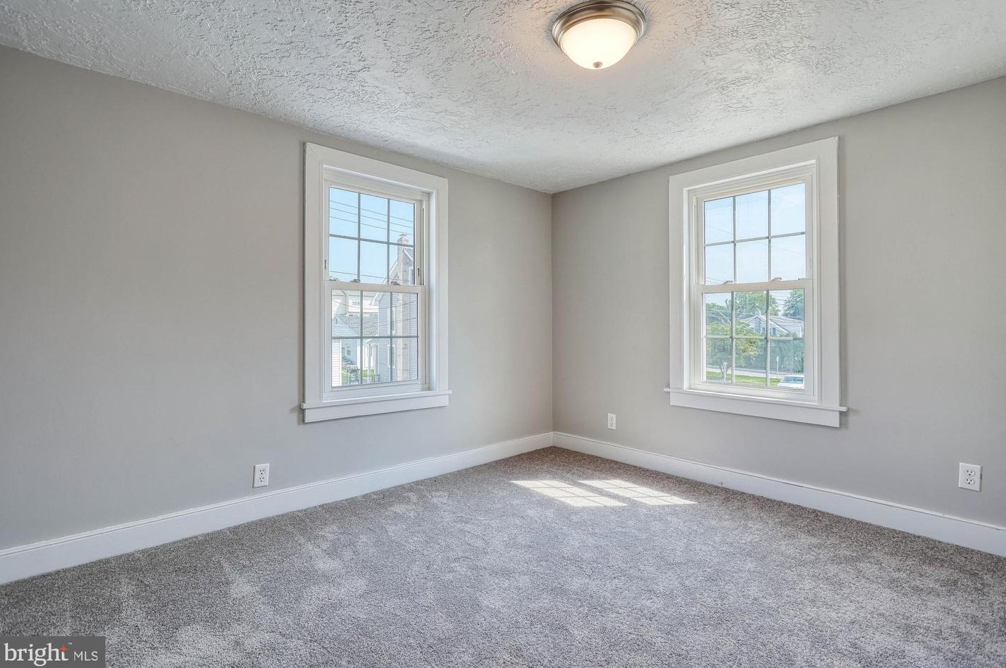 210 Cooper St, Strinestown PA  17345-1416 exterior