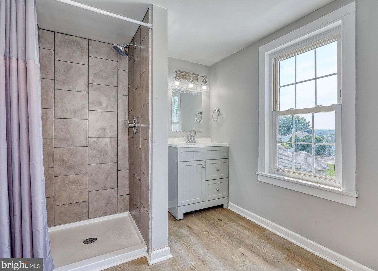 210 Cooper St, Strinestown PA  17345-1416 exterior