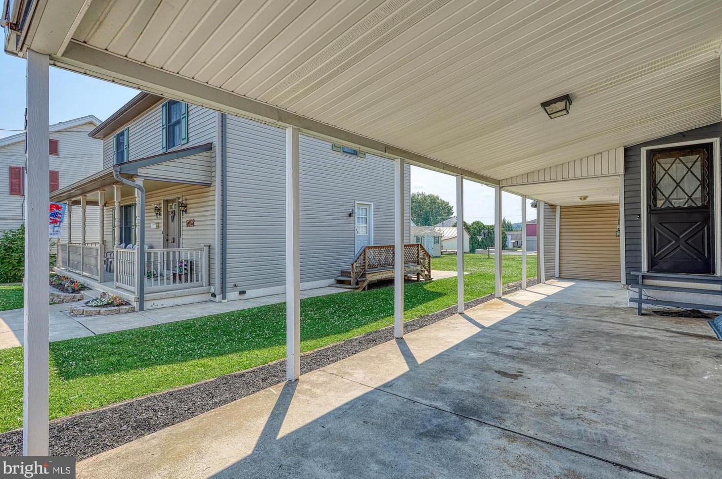 210 Cooper St, Strinestown PA  17345-1416 exterior