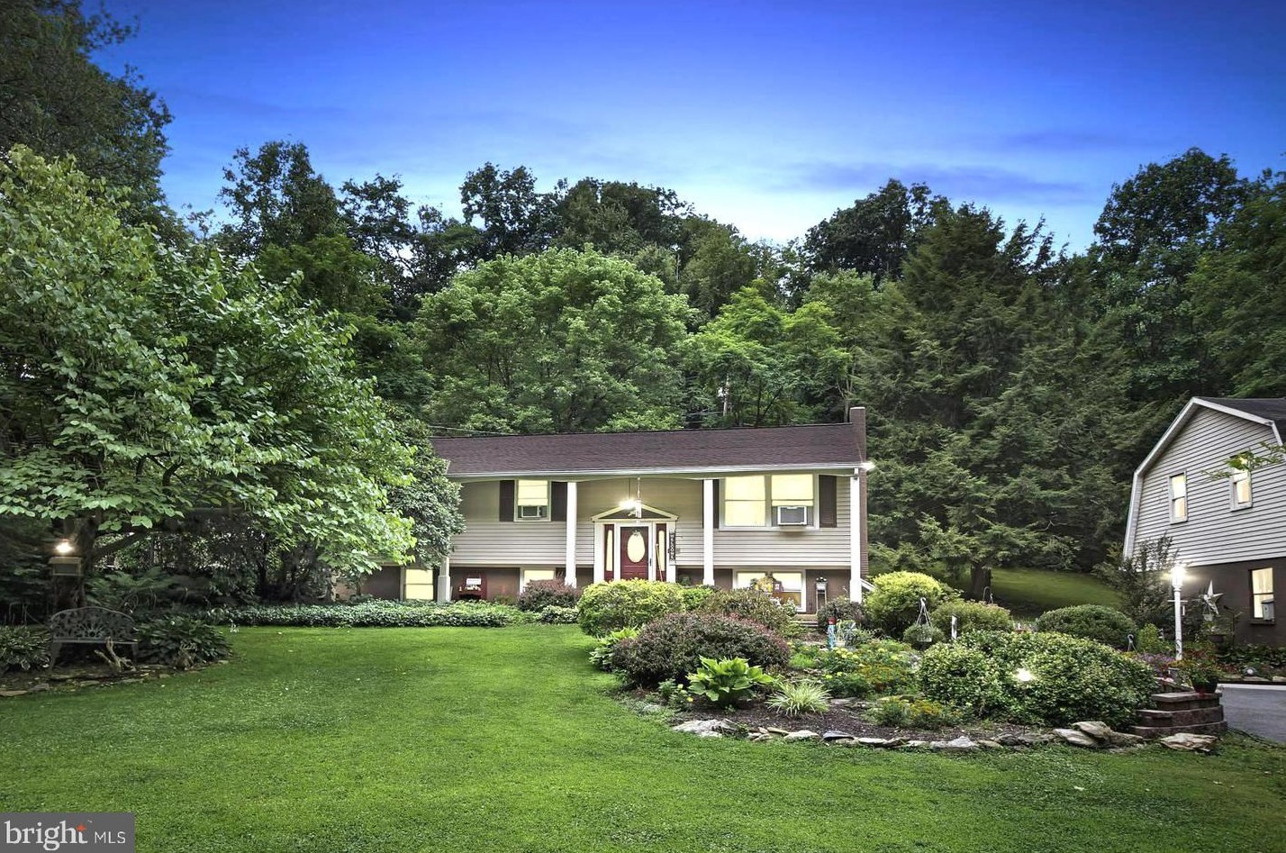 381 New Bridgeville Rd, Longlevel, PA 17368