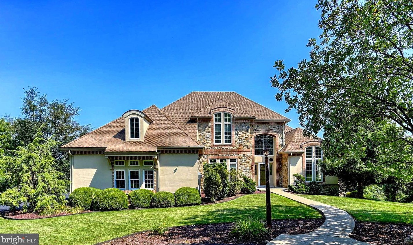 255 Polo Ln, Longlevel, PA 17368