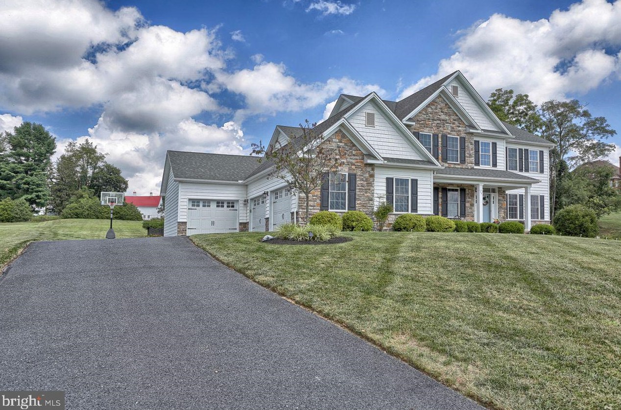 94 Foxfire Ln, Alpine, PA 17339