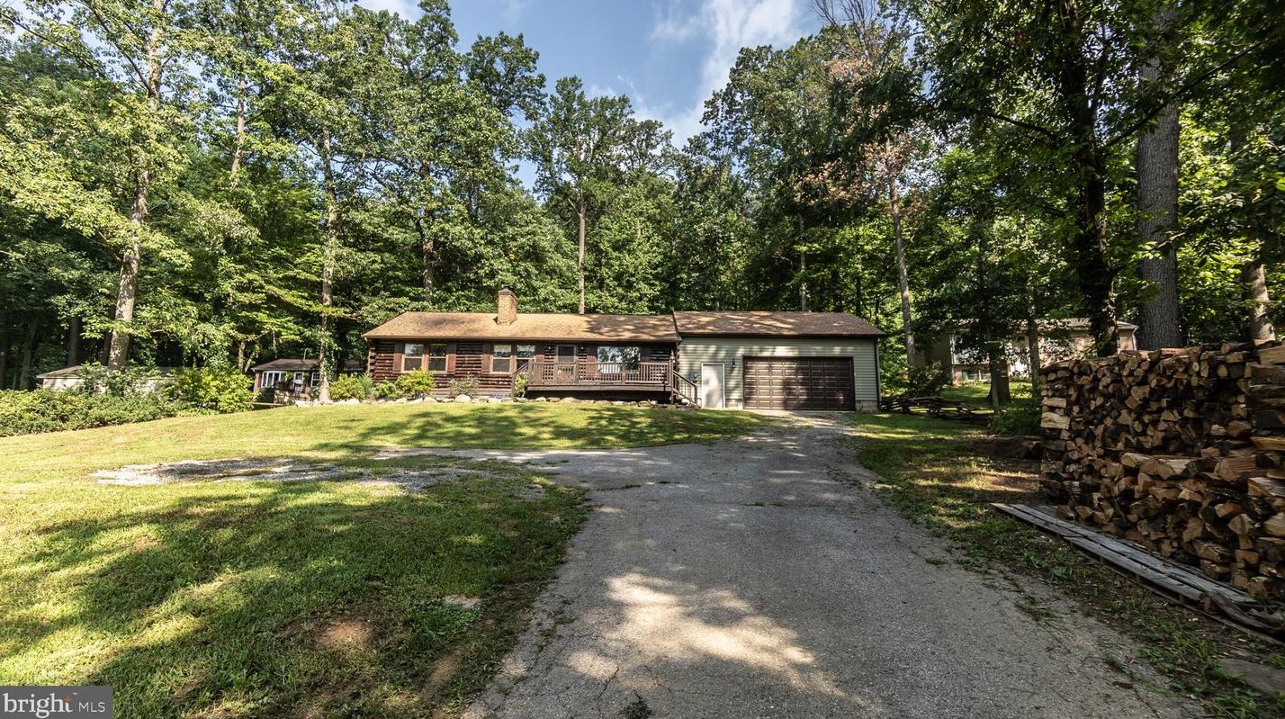 4767 Zeiglers Church Rd, Spring Grove, PA 17362