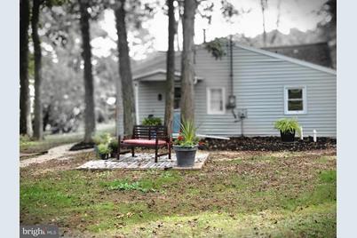 850 Cardinal Lane - Photo 1