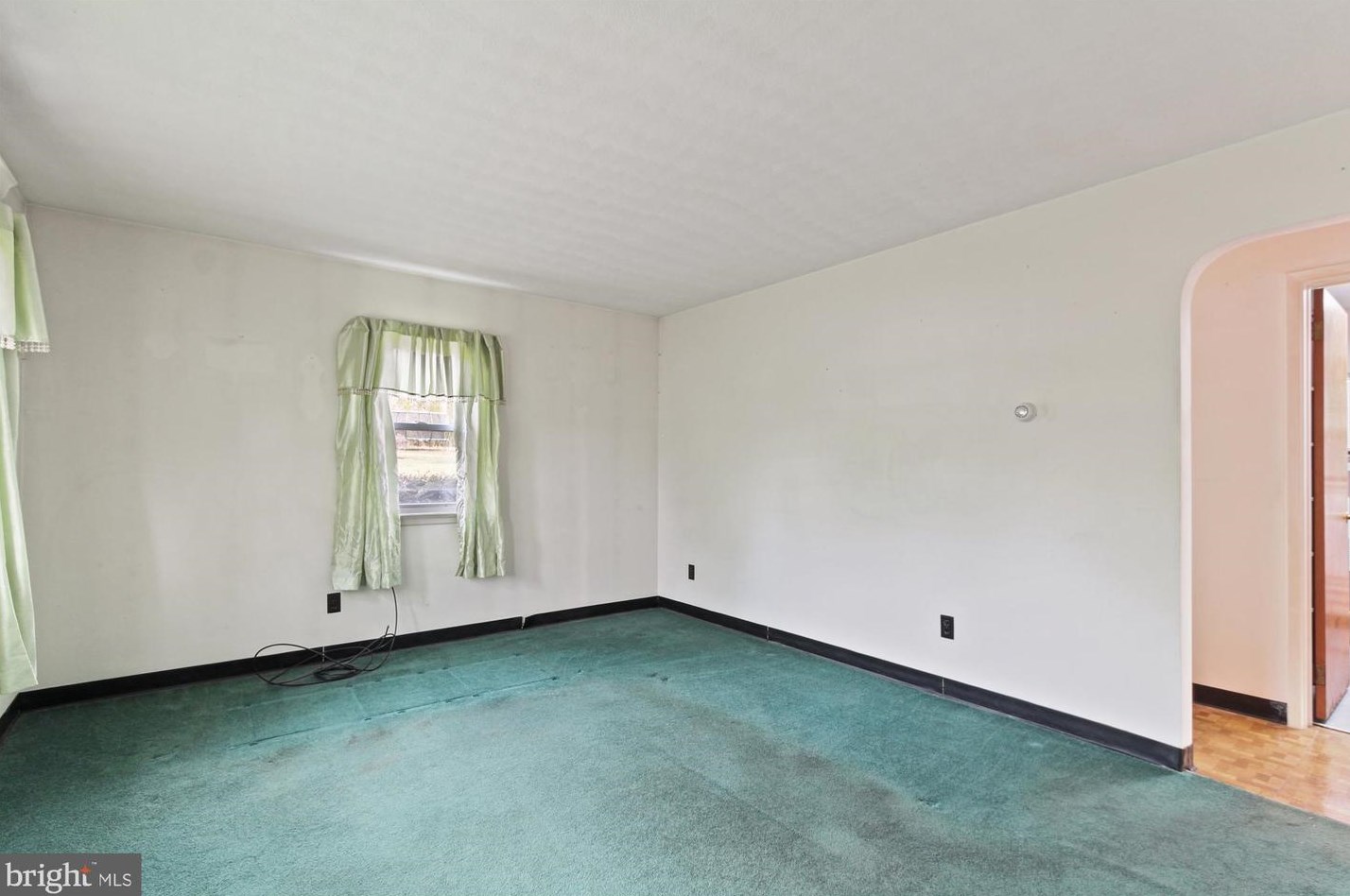 61 Franklin St, Yoe PA  17313-9569 exterior