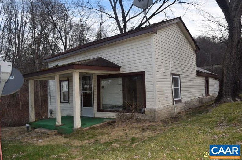 117 Richardson Ave, Waynesboro, VA 22980-5919