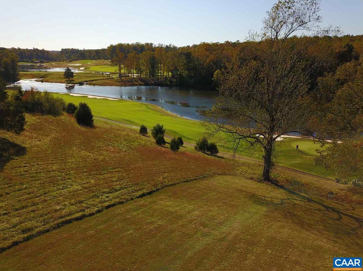 487 London Ln, Falconerville, VA 24521-4679