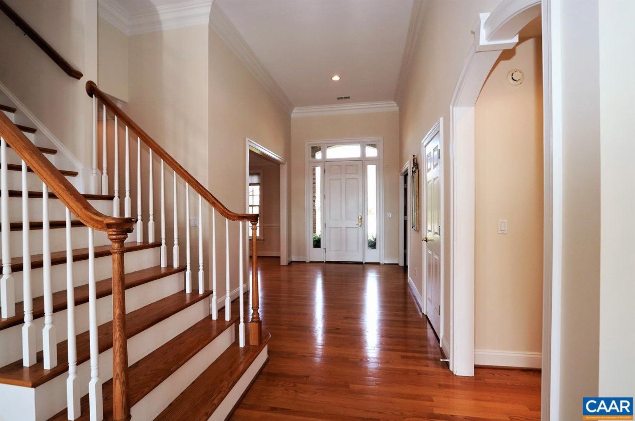 3293 Sandown Park Rd, Keswick VA 22947-2733 exterior