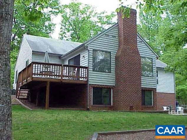 176 Jefferson Dr, Bybee, VA 22963-2302