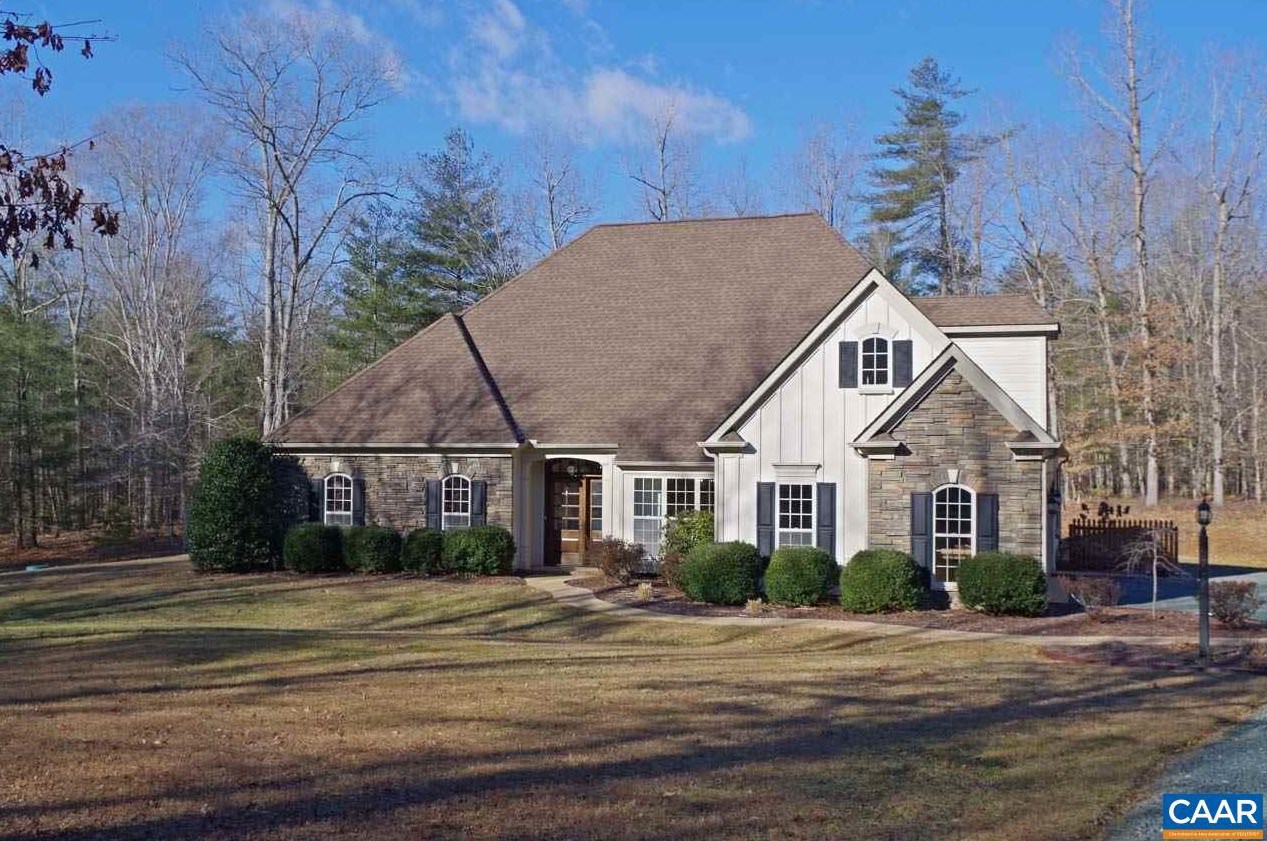 677 Starfield Dr, Keswick, VA 22947-2194