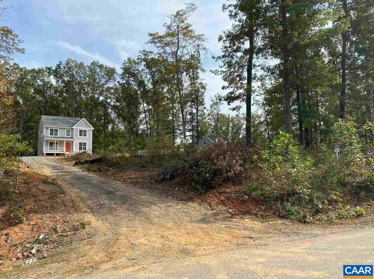 60 Reedy Creek Rd, Louisa, VA 23093-2556