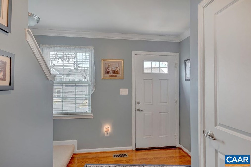 448 Larchmont Cir, Ruckersville, VA 22968-3237