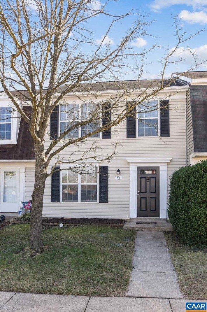 53 Quincy Ct, Dulles, VA 20165-5756