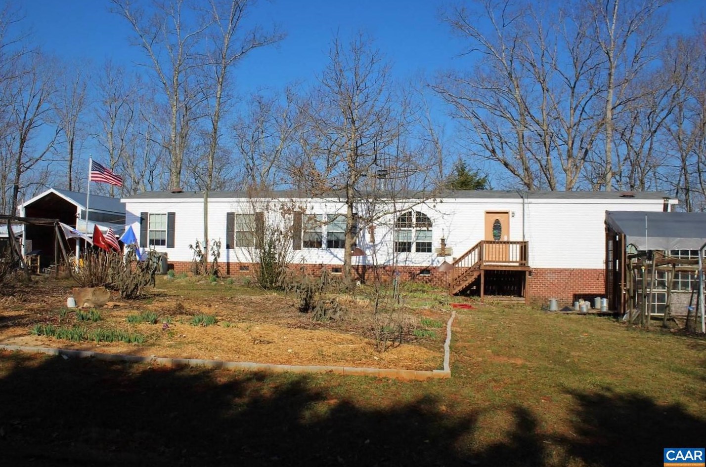2105 Banton Shop Rd, Dillwyn, VA 23936-2084