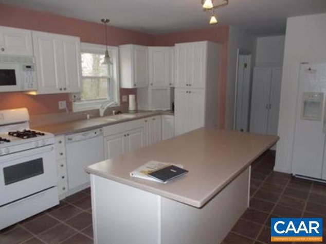 134 Page Ct, Mc Gaheysville, VA 22840