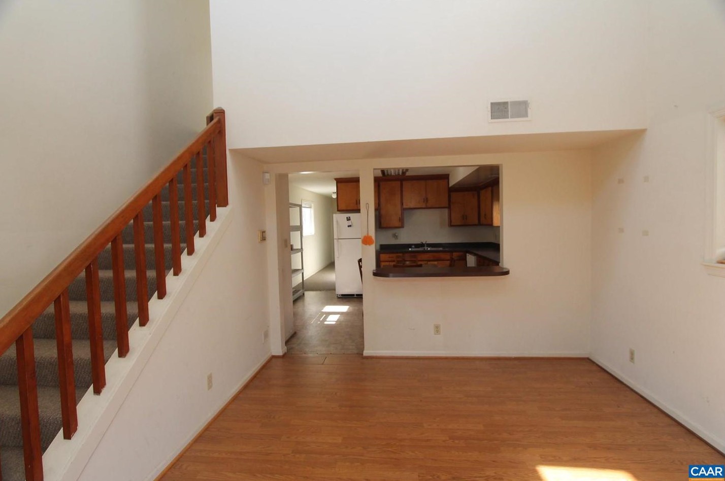 417 Nw 12th St, Charlottesville, VA 22903