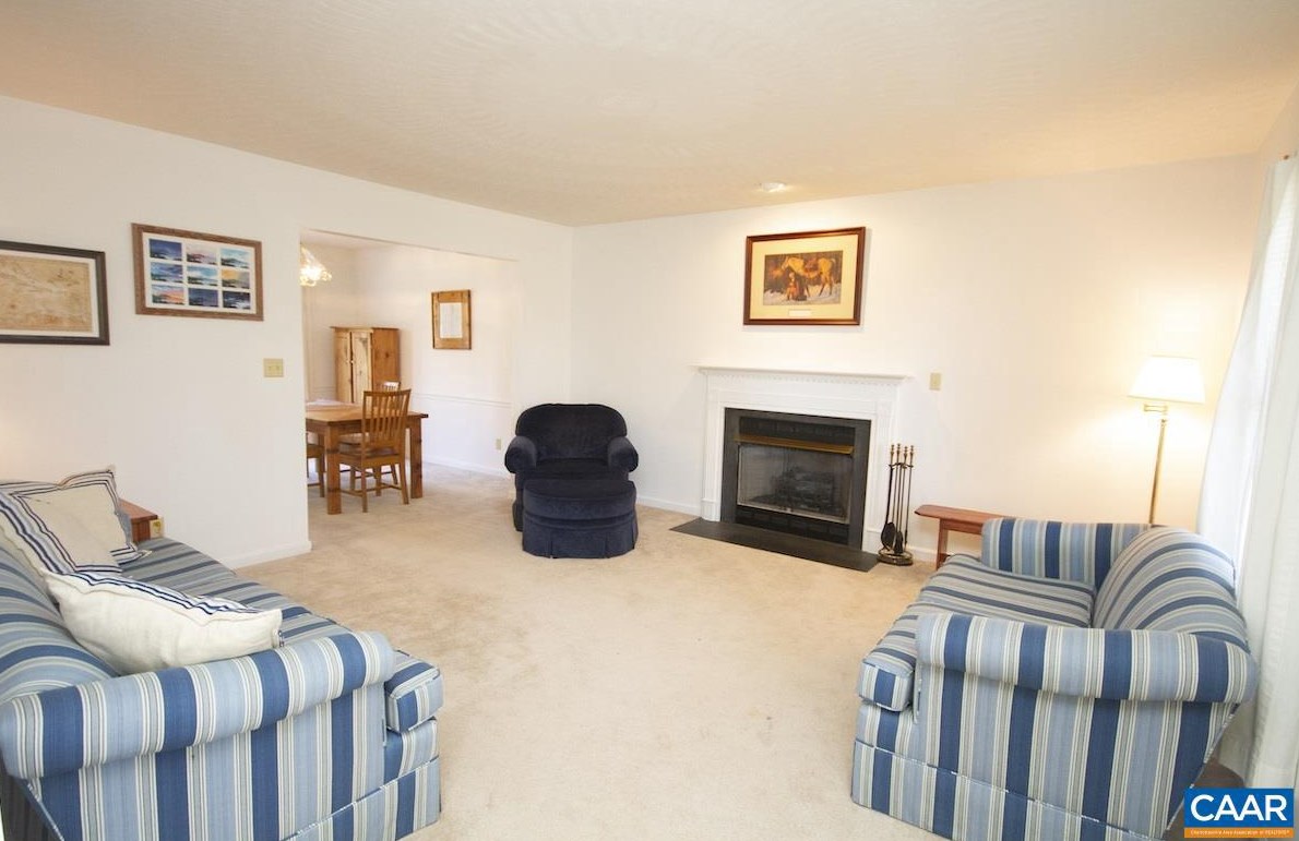 48 Doe Dr, Ruckersville, VA 22968-3181