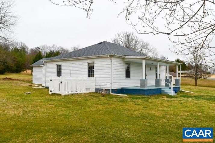 466 Monitor Rd, Falconerville, VA 24521-3732