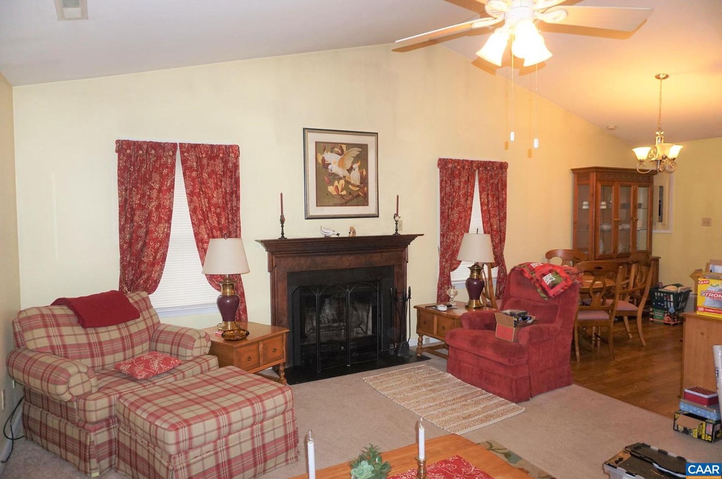 288 Carnation Rd, Ruckersville, VA 22968-2412
