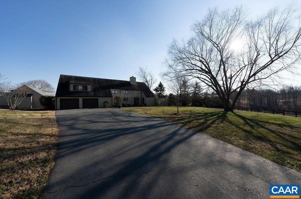 2114 Georgetown Farm Rd, Free Union, VA 22940
